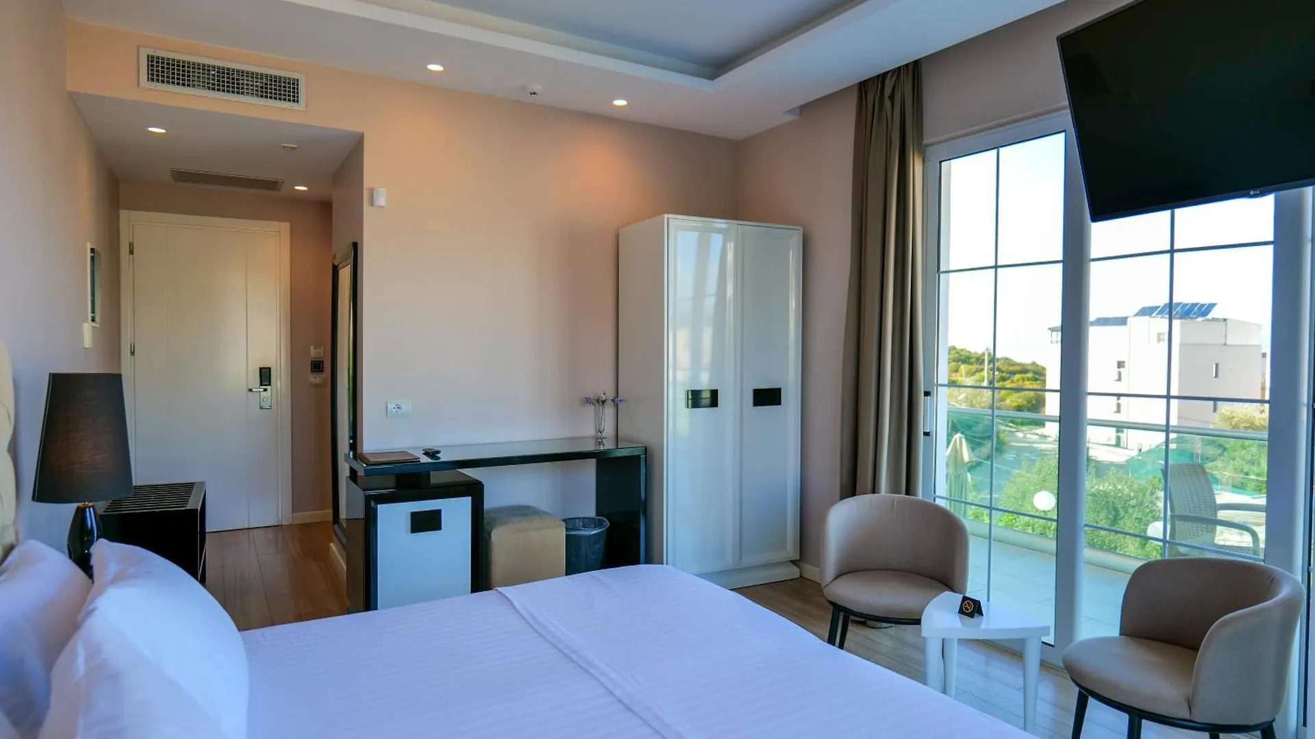 Hotel Luxury Ksamil