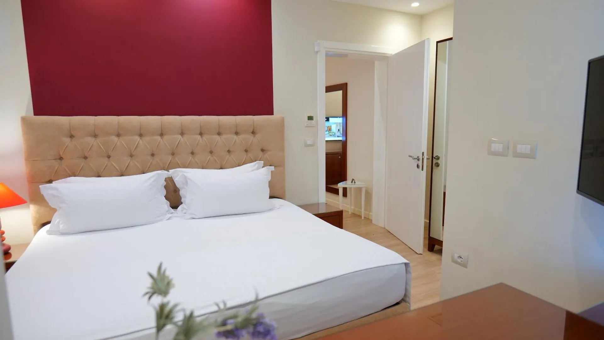 ****  Hotel Luxury Ksamil Albania