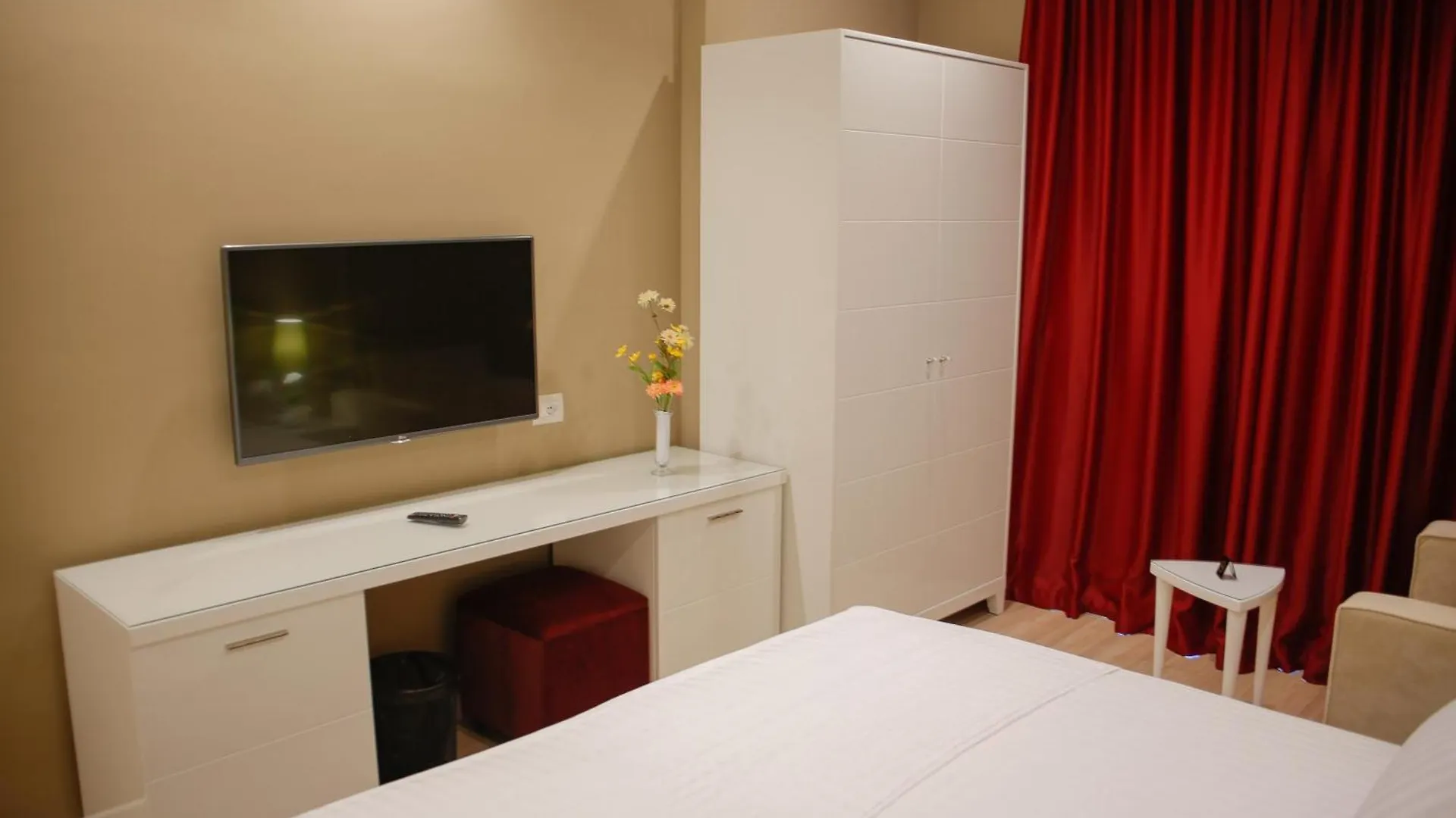 Hotel Luxury Ksamil